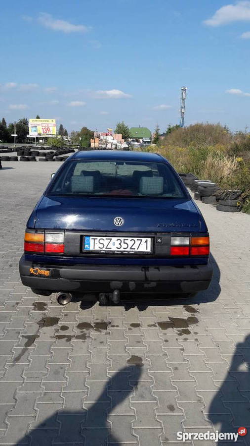 Piękny passat b3 okazja granatowy