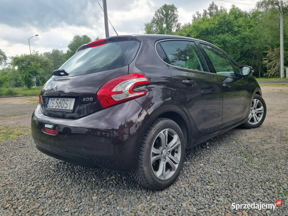 Peugeot 208 KlimatronikNaviPdcTempomat Alu 16 96 Hatchback Szczecin