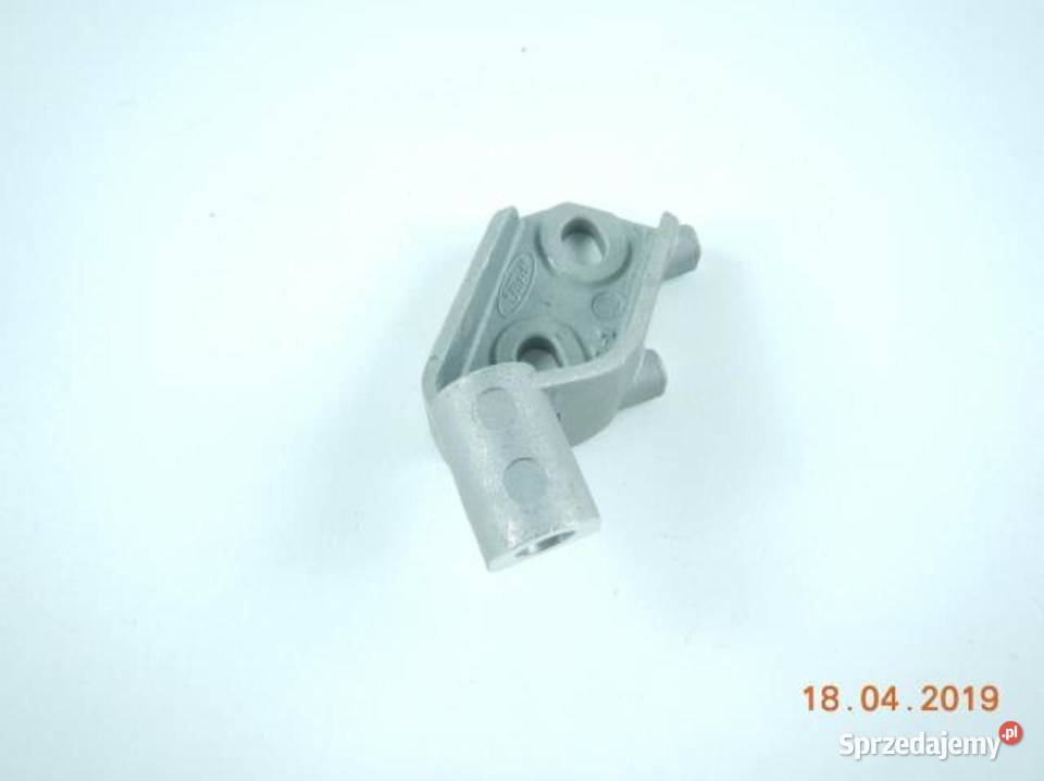 ŁAPA PODPORA SKRZYNI FORD FIESTA 9502 osobowe