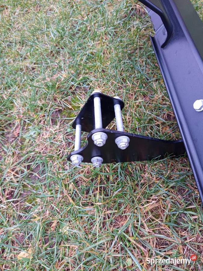 Zderzak tylny belka oświetleniowa Mercedes dostawcze Części samochodowe dolnośląskie Bolesławiec