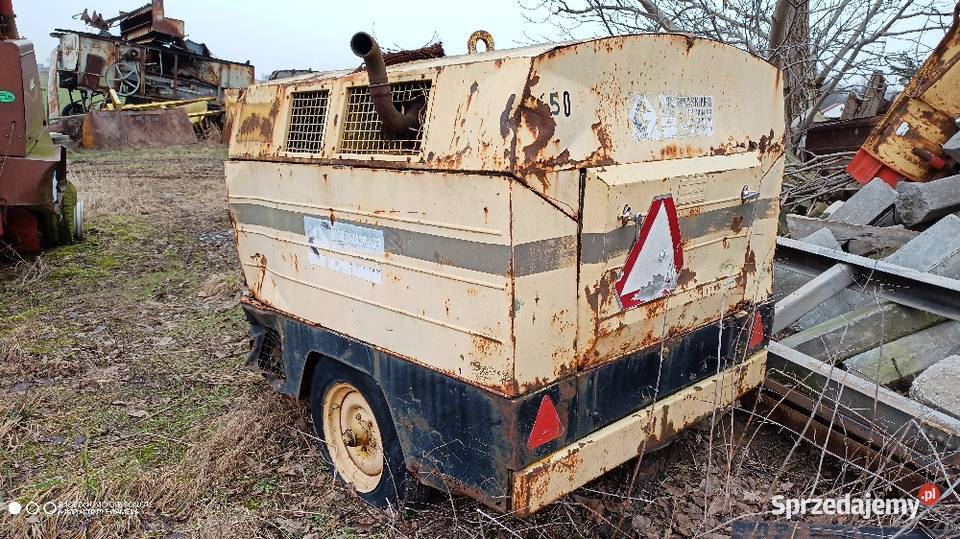 Kompresor Atlas Copco z silnik Deutz F4L 912 mazowieckie Przasnysz sprzedam