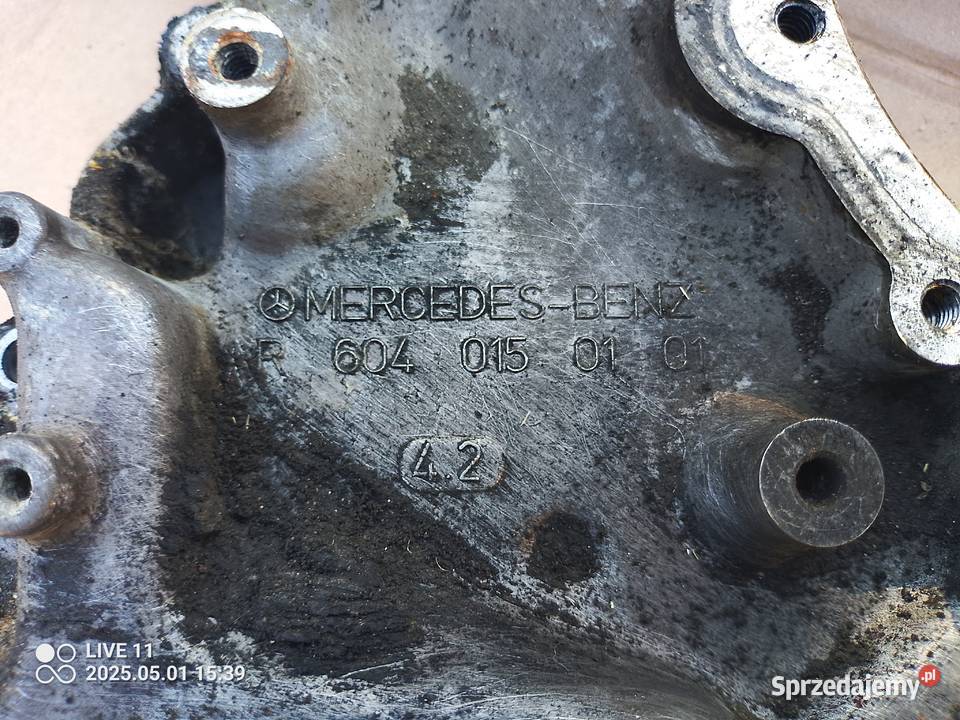 Mercedes om 606 obudowa pokrywa dekiel rozrzadu