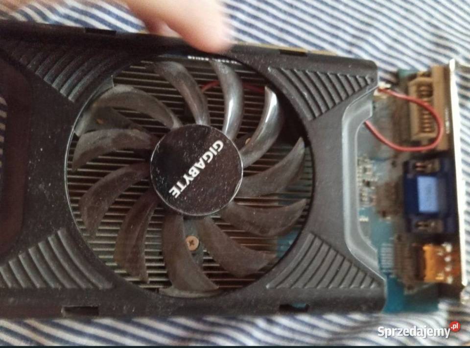 Karta graficzna nie wpełni sprawna Podzespoły bazowe Brzeg