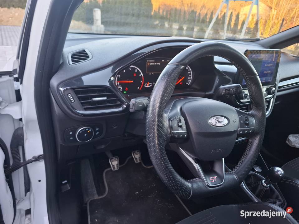 Ford Fiesta 15 EcoBoost MK8 ST3 200