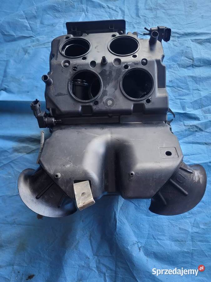 Aprilia TUONO V4 1100 2016 V4 airbox obudowa Nowy Tomyśl sprzedam