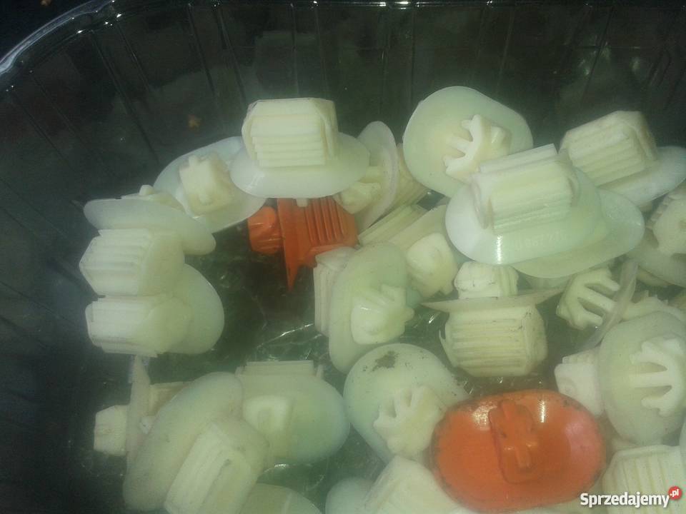 Zapinki platików boczych supków golf 4 łódzkie Ozorków