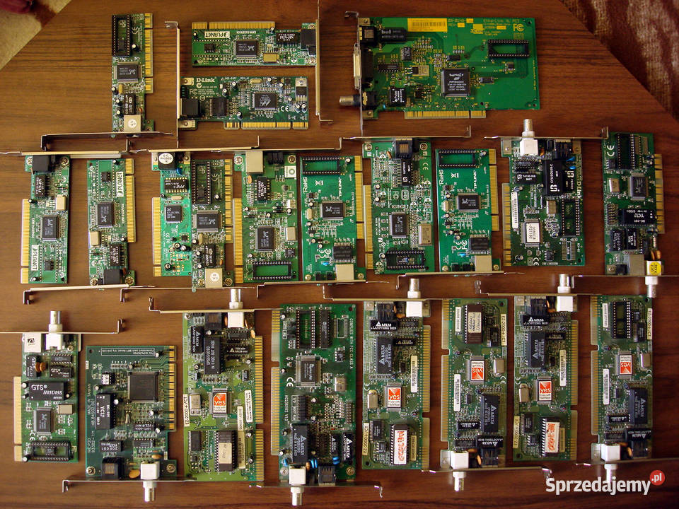 Karty sieciowe Zestaw 22 sztuk 3COM 3C900BCOMBO sprzedam