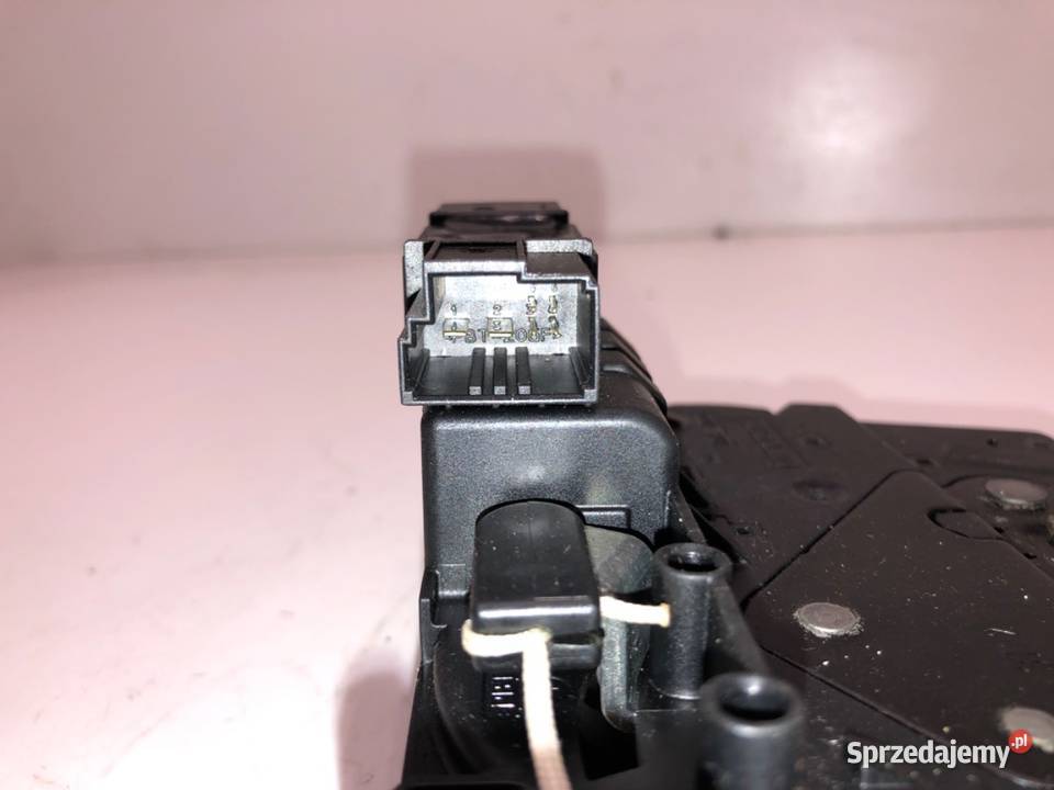 ZAMEK KLAPY TYŁ BMW F31 Kombi 7269543 1219