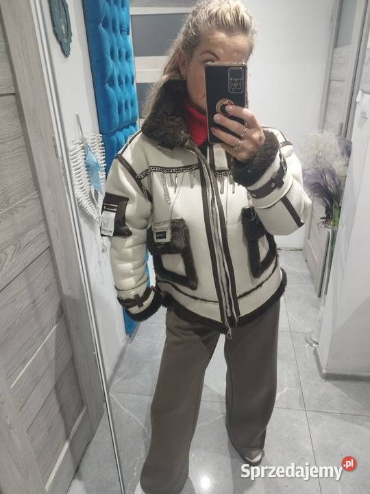 Futerko biało brązowe nowe sm dolnośląskie