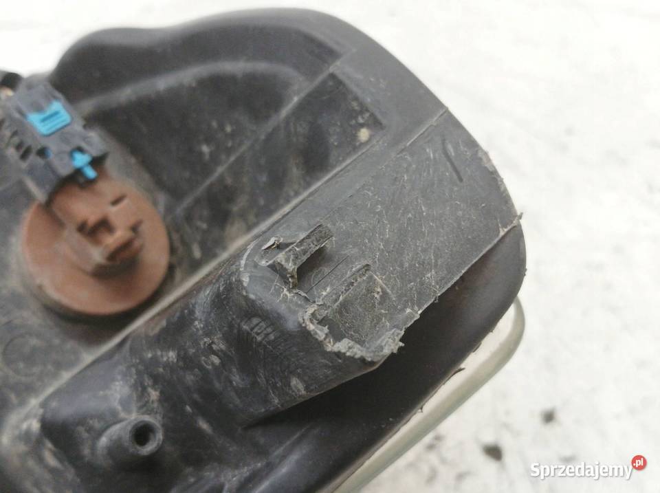 LAMPA PRZÓD PRAWA EU 260102414R Dacia Dokker I Rok produkcji 2015