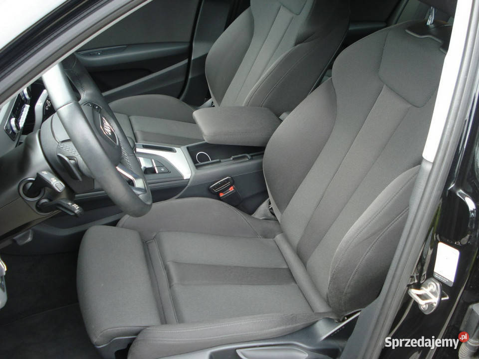 Audi A4 nowy prywatnaModel 2021 B9 2015 automatyczna Morzyczyn