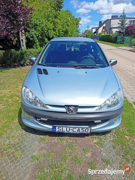 Peugeot 206 1 4 prawdopodobnie uszkodzona śląskie Lubliniec sprzedam