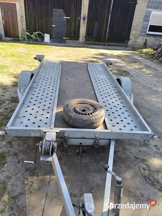 Laweta samochodowa Niewiadów Byczyna sprzedam