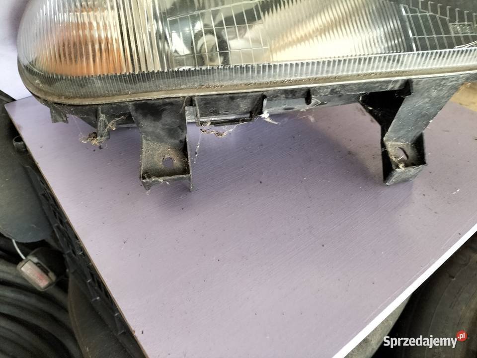 LAMPA PRAWA PRZÓD PRZEDNIA RENAULT Thalia CLIO Kamień-Kolonia