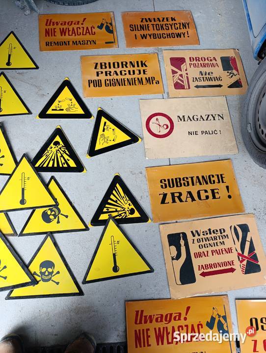 Tablice ostrzegawcze informacyjne PRL Dębica