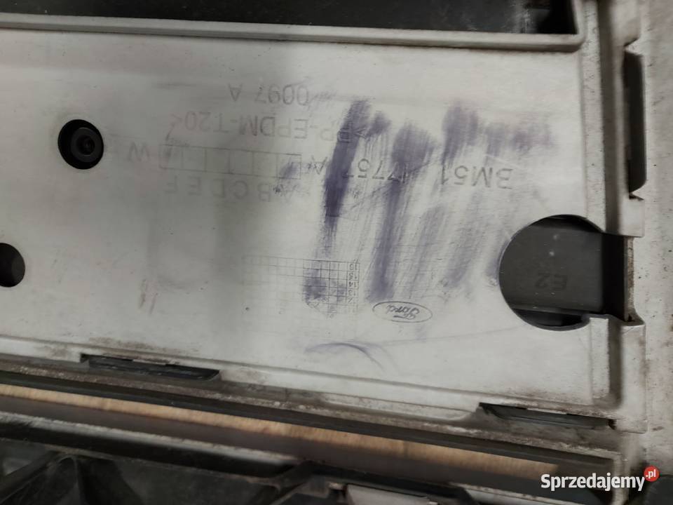 FORD FOCUS MK3 III 11r zderzak przód Kielce sprzedam