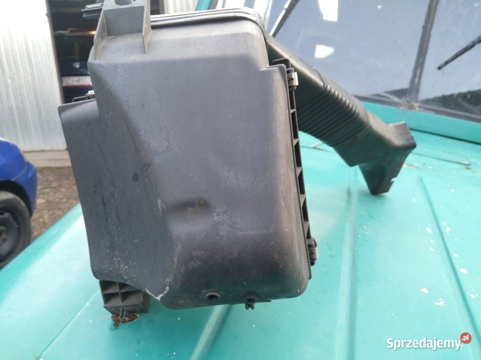 Przepływomierz obudowa filtra Audi A6 C5 27 Istebna