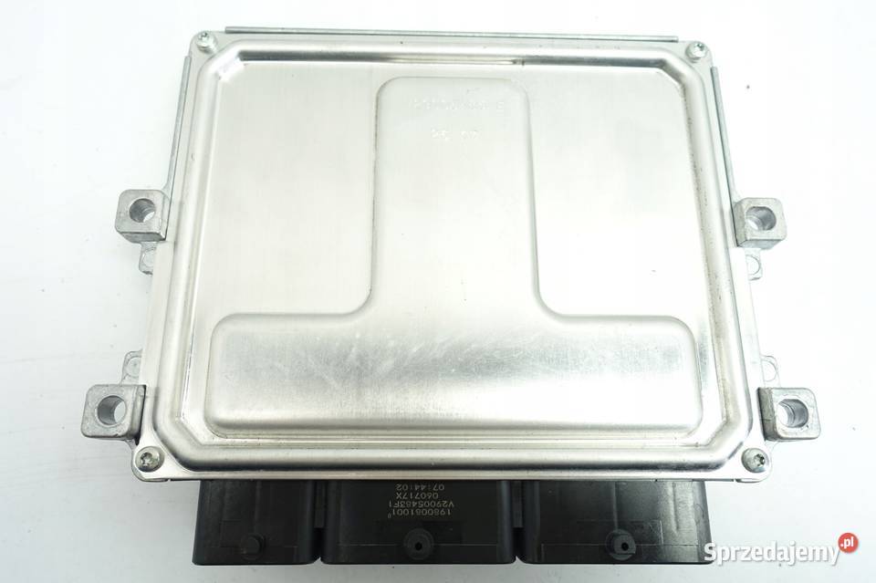 Renault Clio IV 09 900 TCE KOMPUTER SILNIKA osobowe