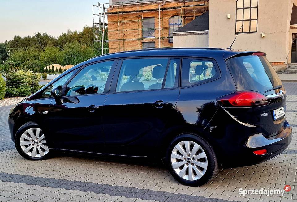 opel zafira 7 osob
