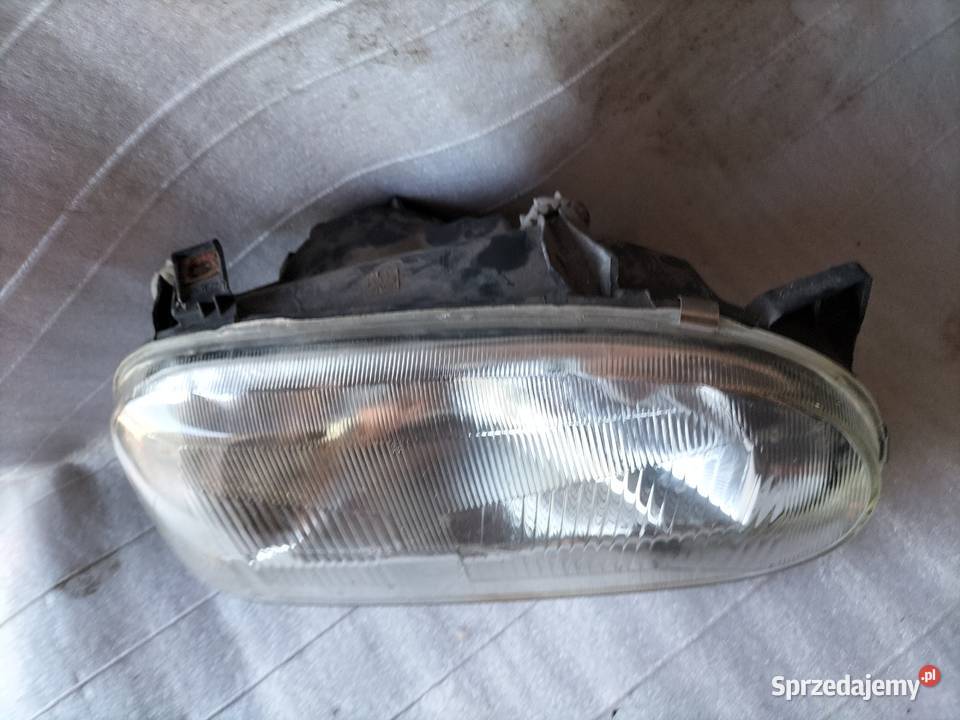 Lampa prawa przednia VW Golf III Kamień-Kolonia