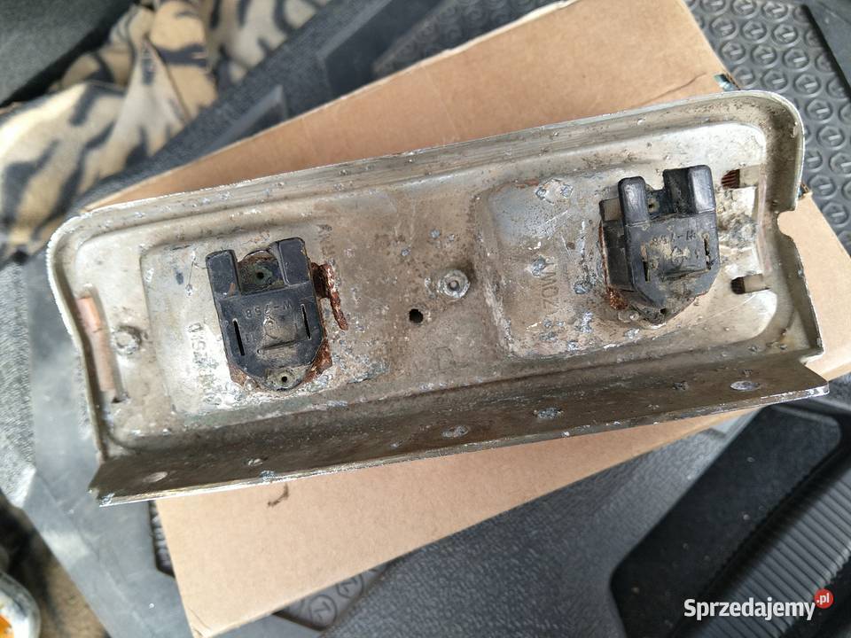 Lampy fiat 125p pomarańczowa i czerwona