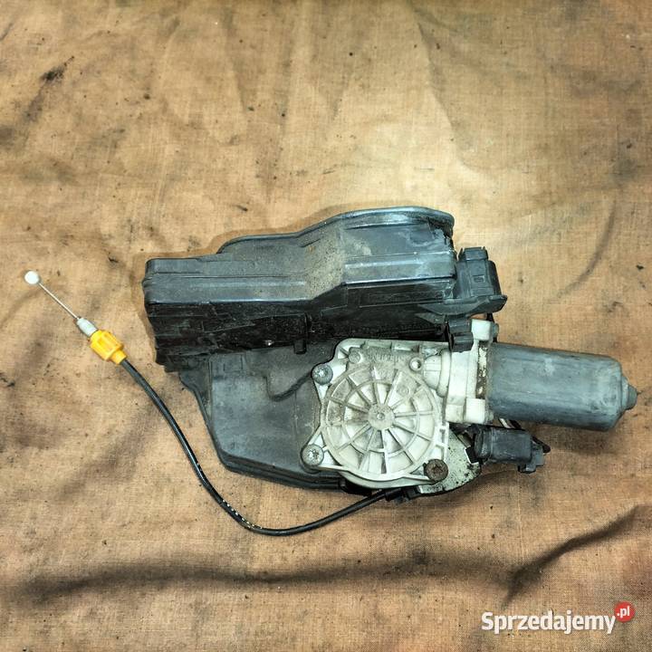 Zamek SOFT CLOSE drzwi prawych tylnych BMW E65 Poręba