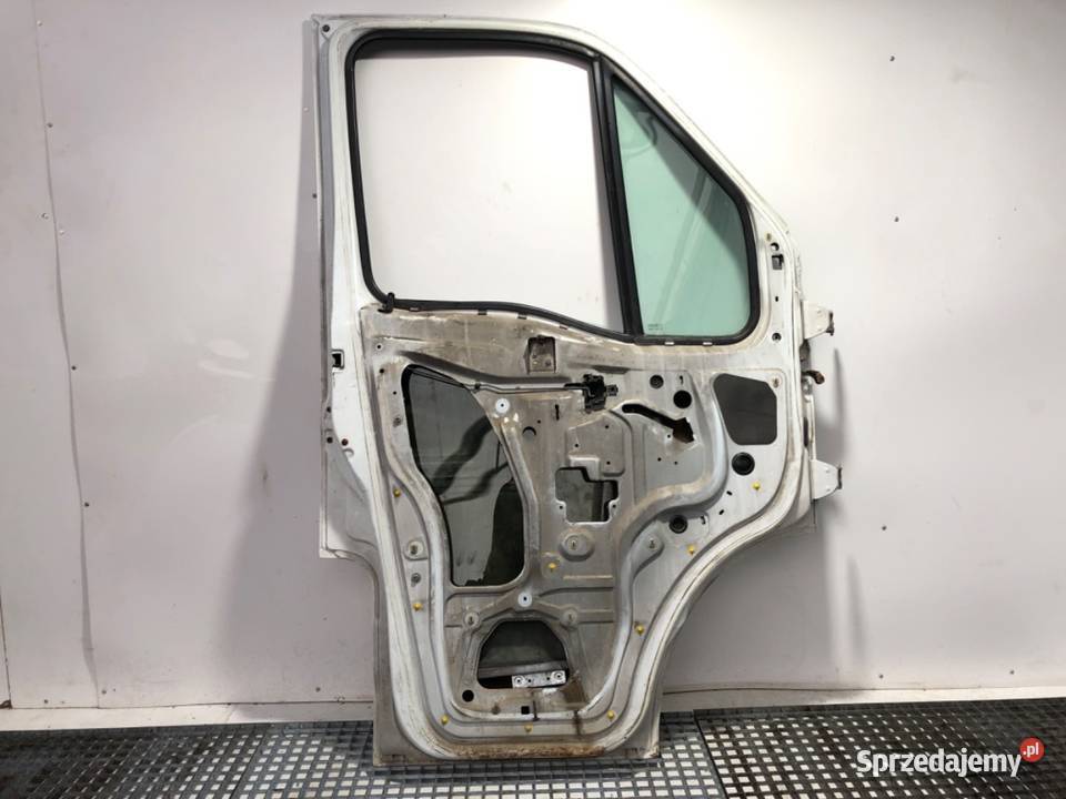 DRZWI LEWY PRZÓD RENAULT MASTER II Hatchback Drzwi