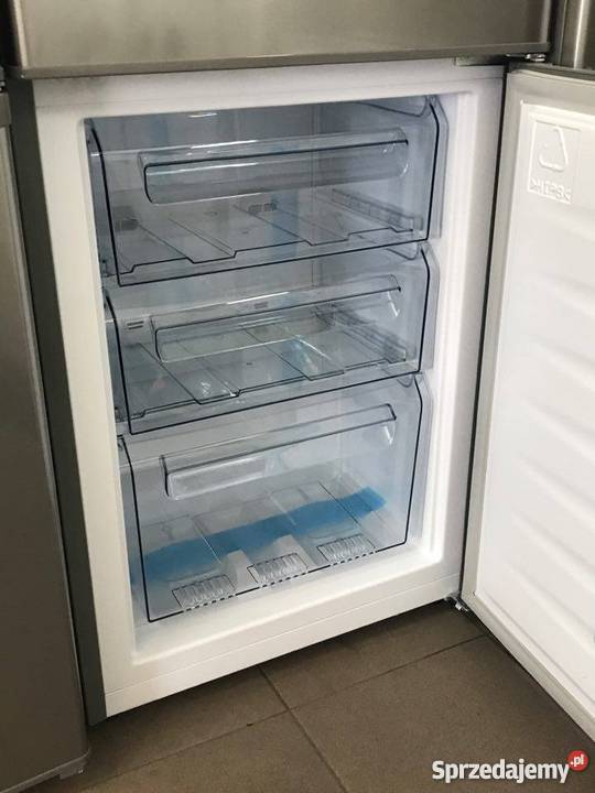 Powystawowa lodówka Amica Klasa A 168.7cm mazowieckie
