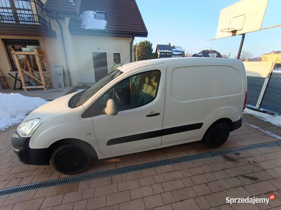 Citron Berlingo Citroen Berlingo 16 HDI 2016r I Tarnów