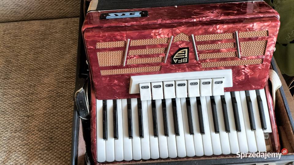 Sprzedam akordeon w stanie
