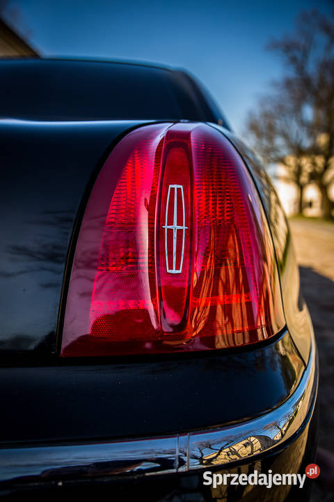 Lincoln Town Car Stretch Limo 100 Inch Gdańsk