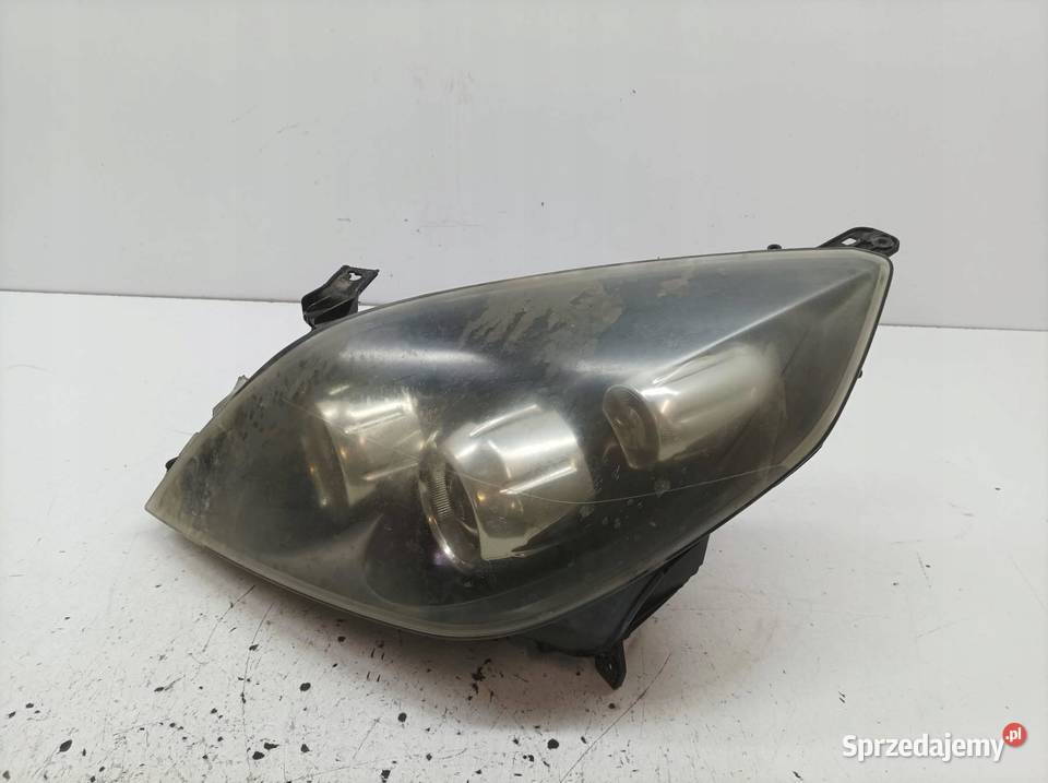LAMPA PRZÓD LEWA LIFT CIEMNA Opel Vectra III