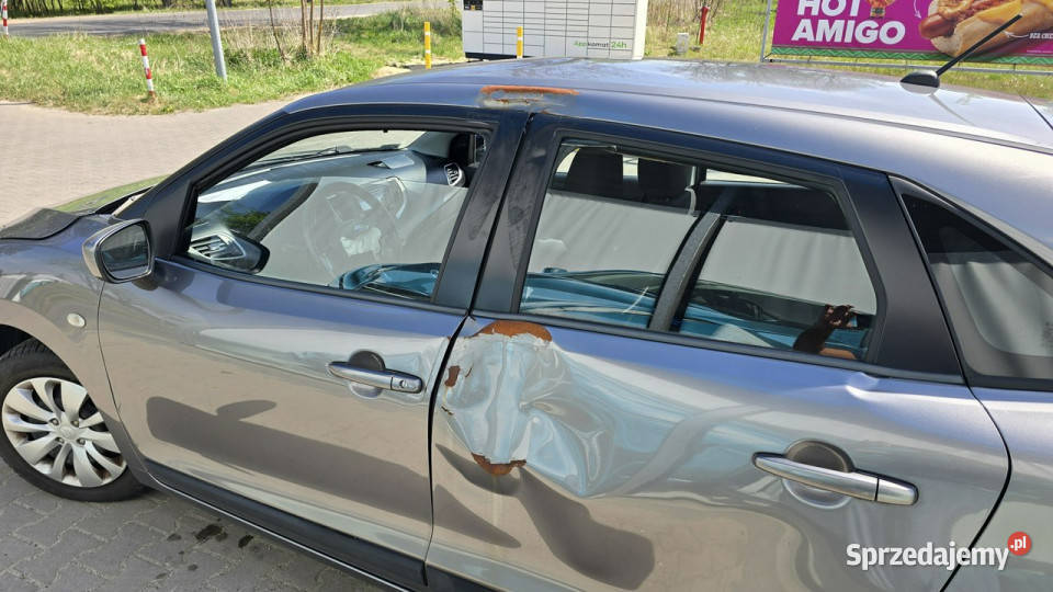 Suzuki Baleno Salon Mały przebieg Pali Jedzie