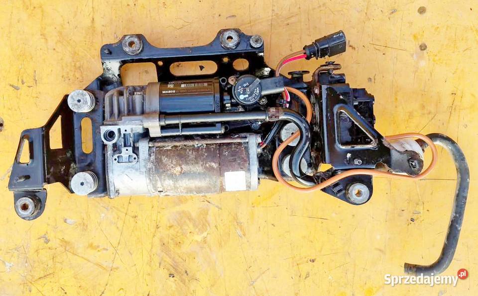 AUDI A8D4 KOMPRESOR ZAWIESZENIA 4H0616005C WABCO Radom sprzedam