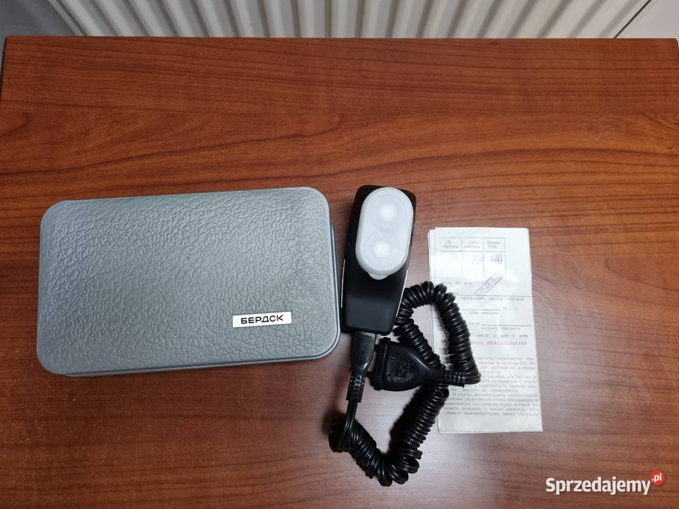 Rosyjska radziecka maszynka do golenia z okresu Lublin