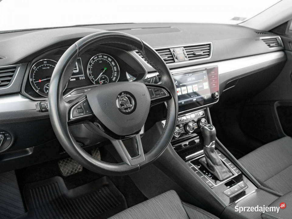 koda Superb WZ7608V20 TDI Ambition DSG7 Czpark elektrochrom. lusterko wst. Pępowo