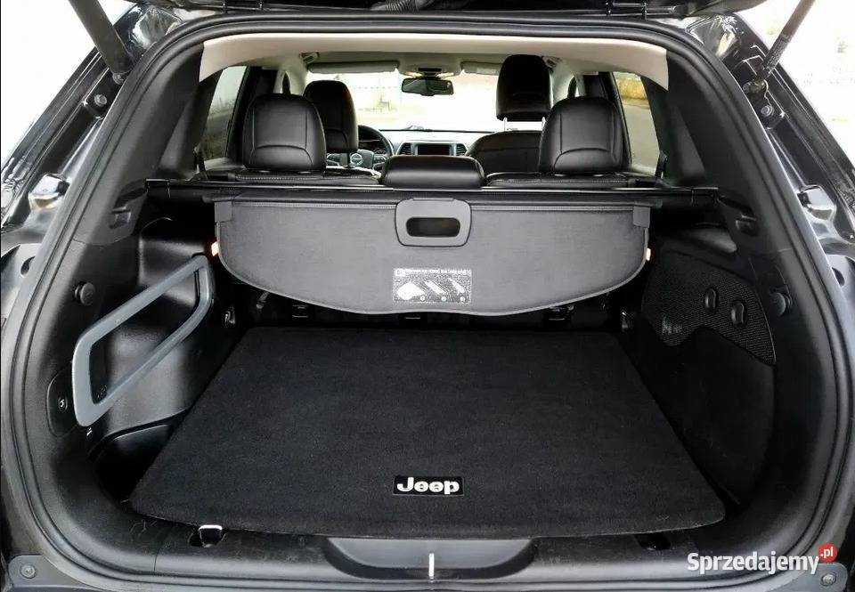 Roleta bagażnika jeep Cherokee kl przedlift Myszyniec sprzedam