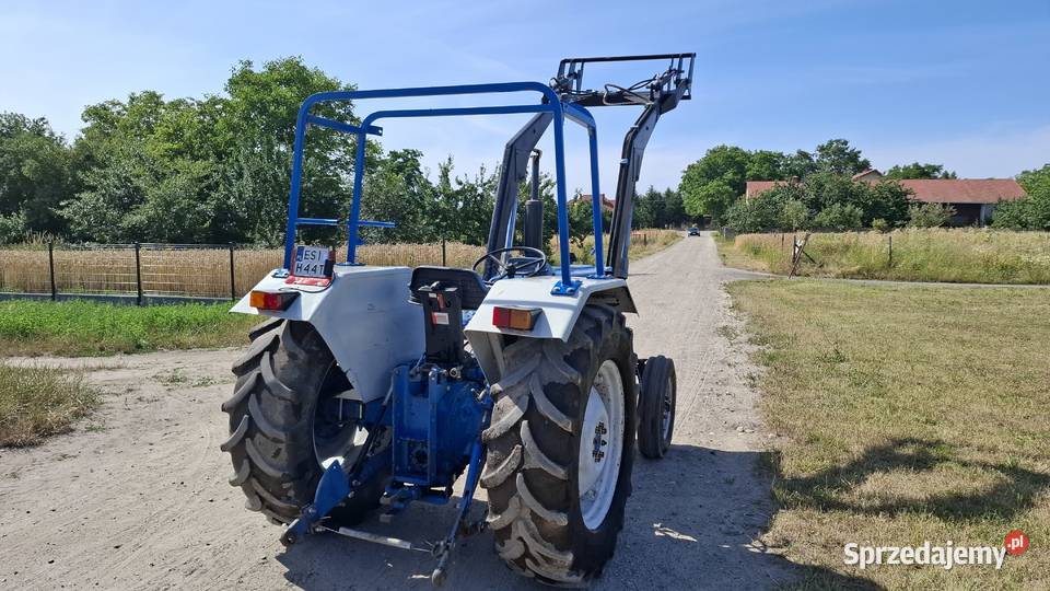 Ford 2000 z turem euroramką joystick Napęd 2x4