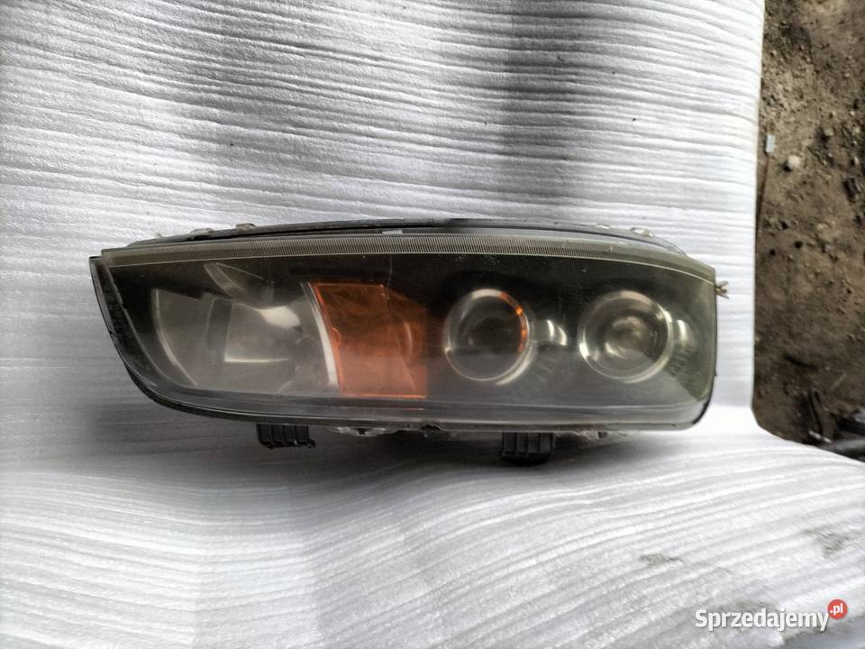 LAMPA PRZEDNIA PRZÓD PRAWA FIAT PUNTO 2