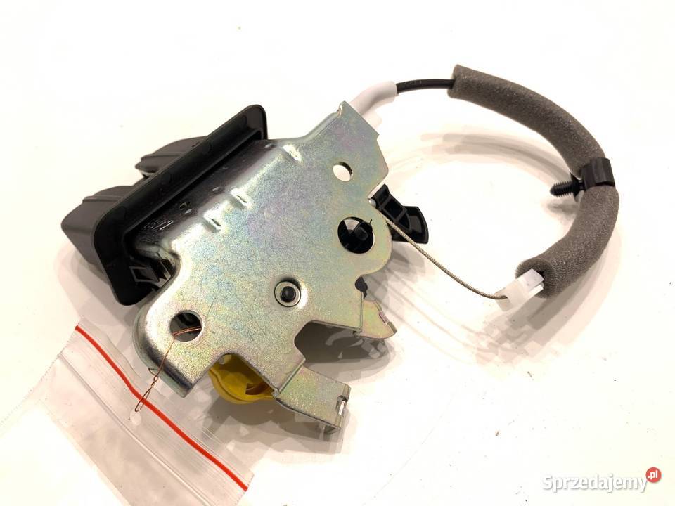 ZAMEK KLAPY TYŁ AUDI A7 C8 SportowyCoupe