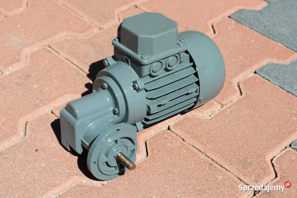 Motoreduktor kątowy 009kw 88obrmin Fvat Kargowa