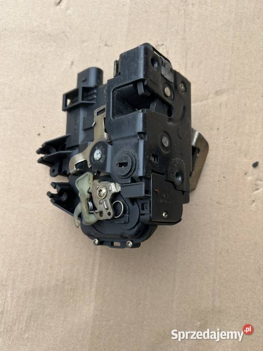Zamek lewy prawy tył Audi a6 c5 kombi 98r Bydgoszcz