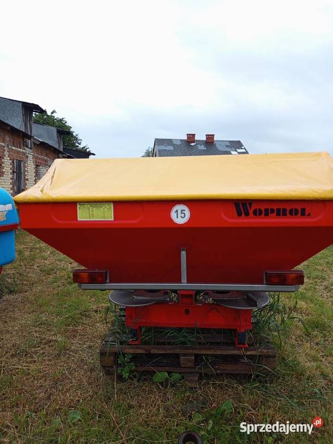 Rozsiewacz woprol junior 2 800l nadstawki Rozsiewacze nawozów