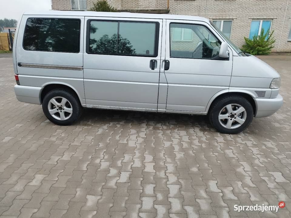 Volkswagen caravele 25 151 8 osob diesel Białystok