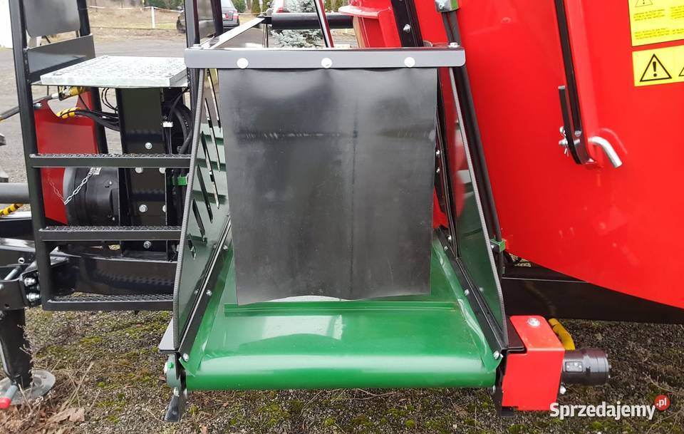 wóz paszowy nieuszkodzony