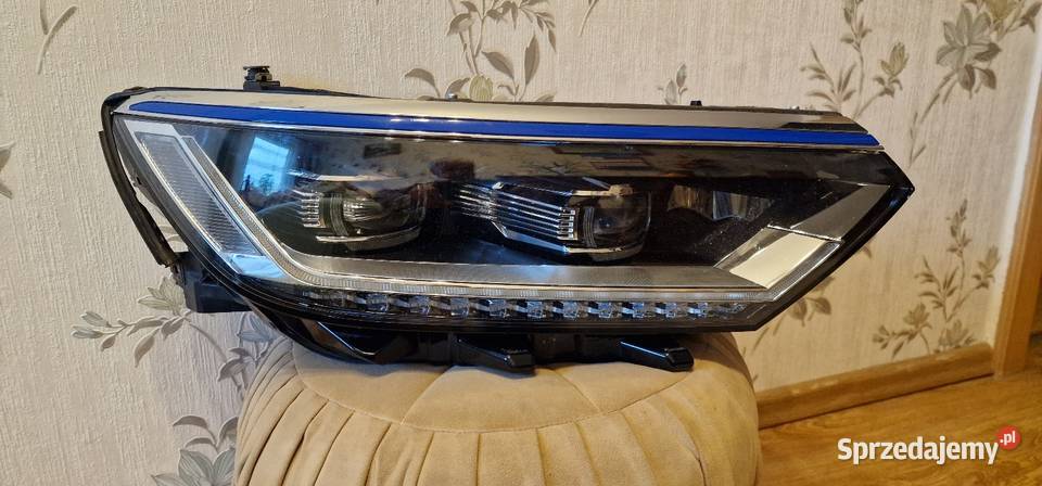 Lampa przednia VW Passat b8 PRAWA KOMPLETNA Gliwice