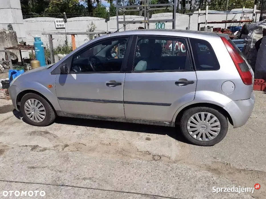 Ford Fiesta 14 TDCI 2002 części rozrusznik JH1