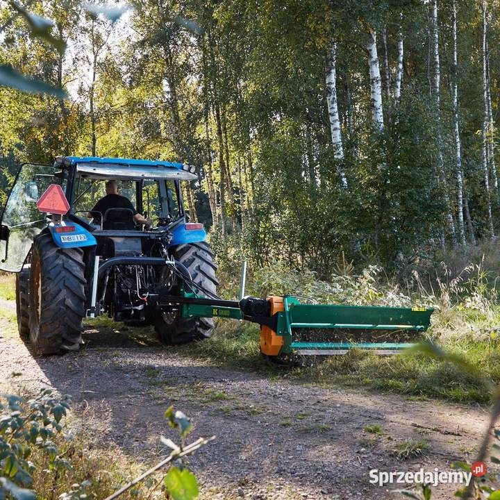 Kosiarka do poboczy 18 m z otwieraną klapą z Rybna