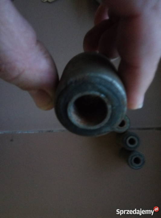 Fiat 126p tuleje wahacza resora Prabuty