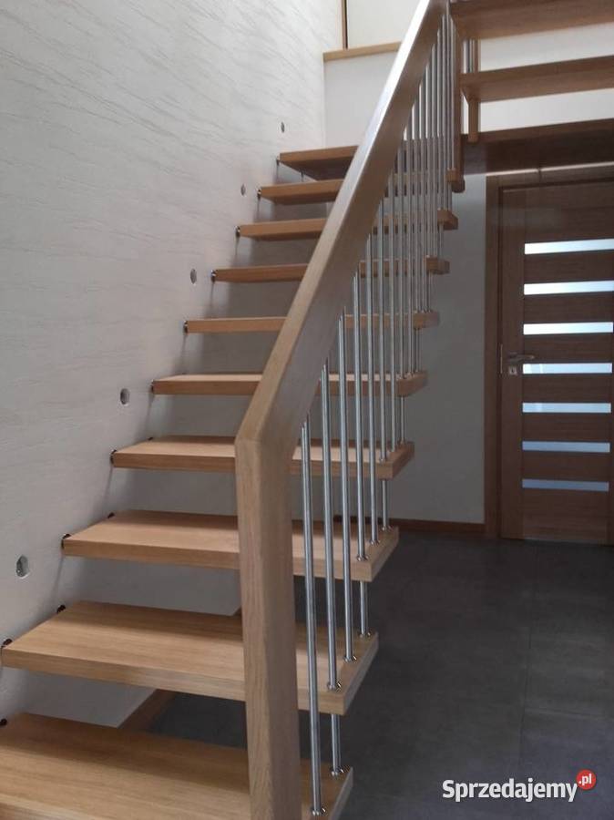 Schody półkowe wspornikowe schody drewniane Bełchatów